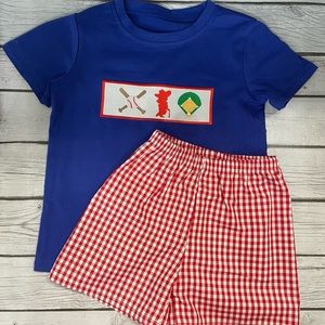 Ole Miss Rebels baseball embroidered T-shirt and shorts set. Size 3T NWOT